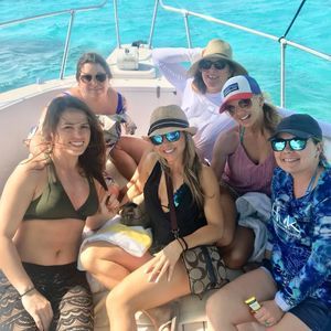 Meet your Posher, Suzanne